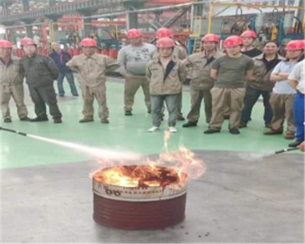 驰城杭萧绿色建筑公司开展消防安全演练活动