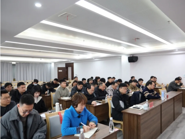 市城投集团召开违规套取资金问题专项整治暨国有、集体资产违规转租问题专项治理工作推进会