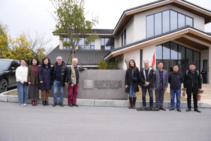 联合国教科文组织陶艺学会(IAC)奥利奥主席一行参观考察昌南教育